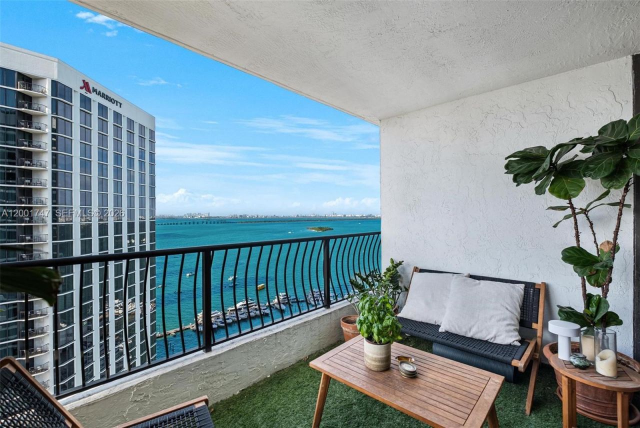 555 NE 15th St, Unit 26F, Miami, FL 33132 Photo