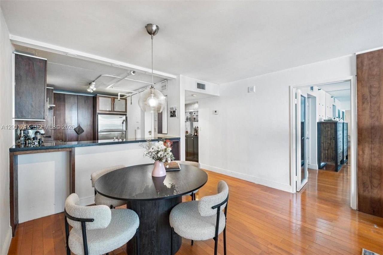 555 NE 15th St, Unit 26F, Miami, FL 33132 Photo