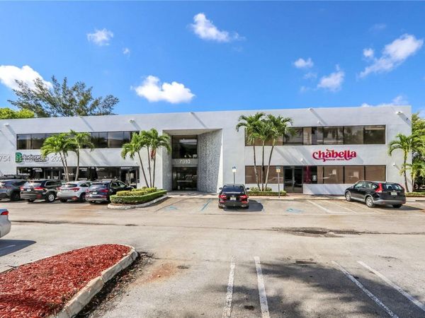 7910 NW 25th St, Unit 205, Doral, FL 33122