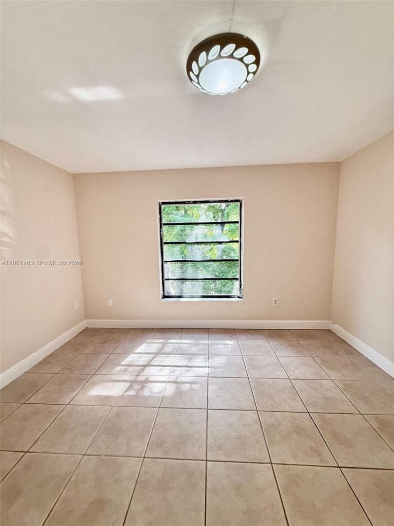 10403 N Kendall Dr, Unit A209, Miami, FL 33176 Photo