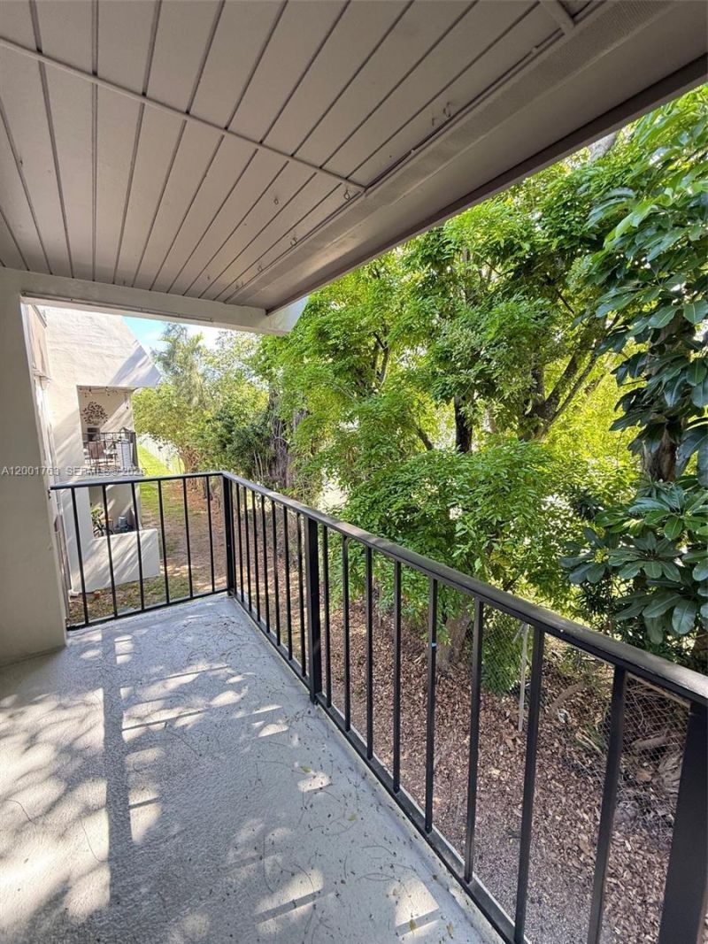 10403 N Kendall Dr, Unit A209, Miami, FL 33176 Photo