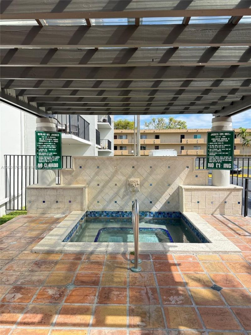 10403 N Kendall Dr, Unit A209, Miami, FL 33176 Photo