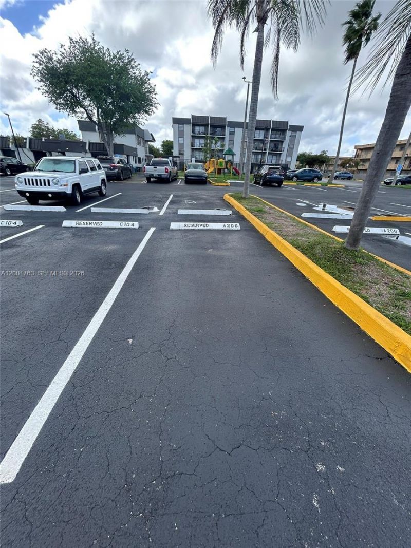 10403 N Kendall Dr, Unit A209, Miami, FL 33176 Photo