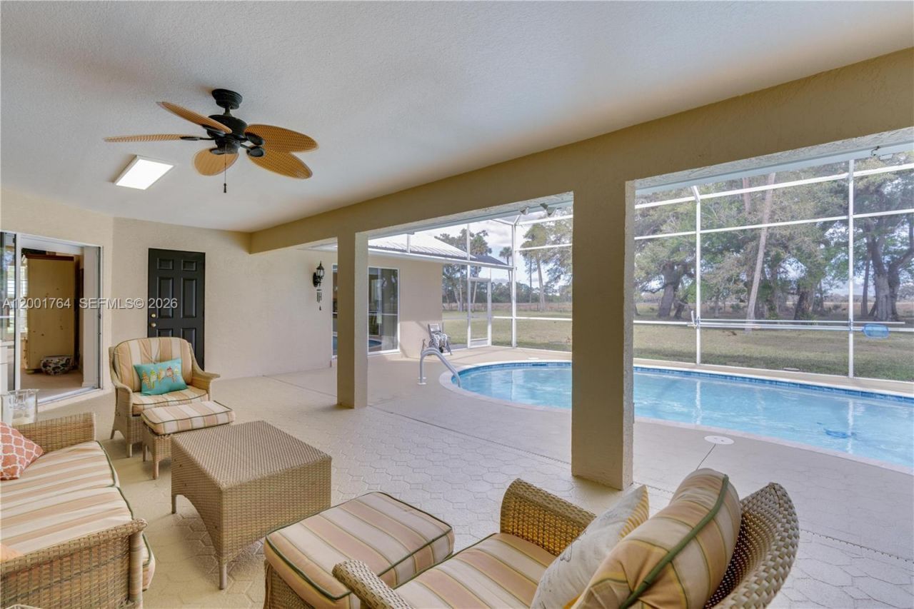 1132 Riverbend Dr , La Belle, FL 33935 Photo