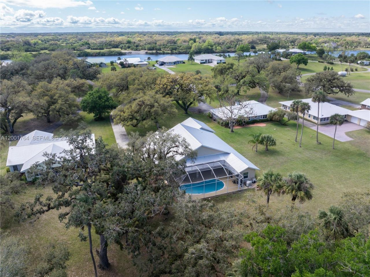 1132 Riverbend Dr , La Belle, FL 33935 Photo