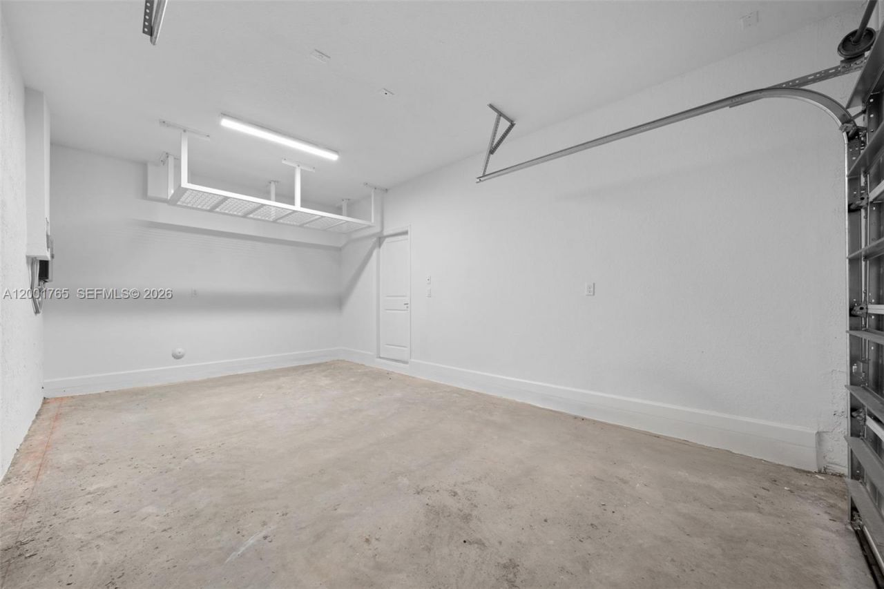 715 SE 15th St, Unit ., Homestead, FL 33034 Photo