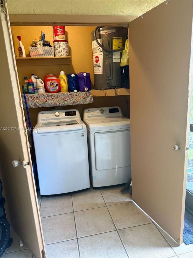 1507 1509 SE 24th Ave, Cape Coral, FL 33990 Photo