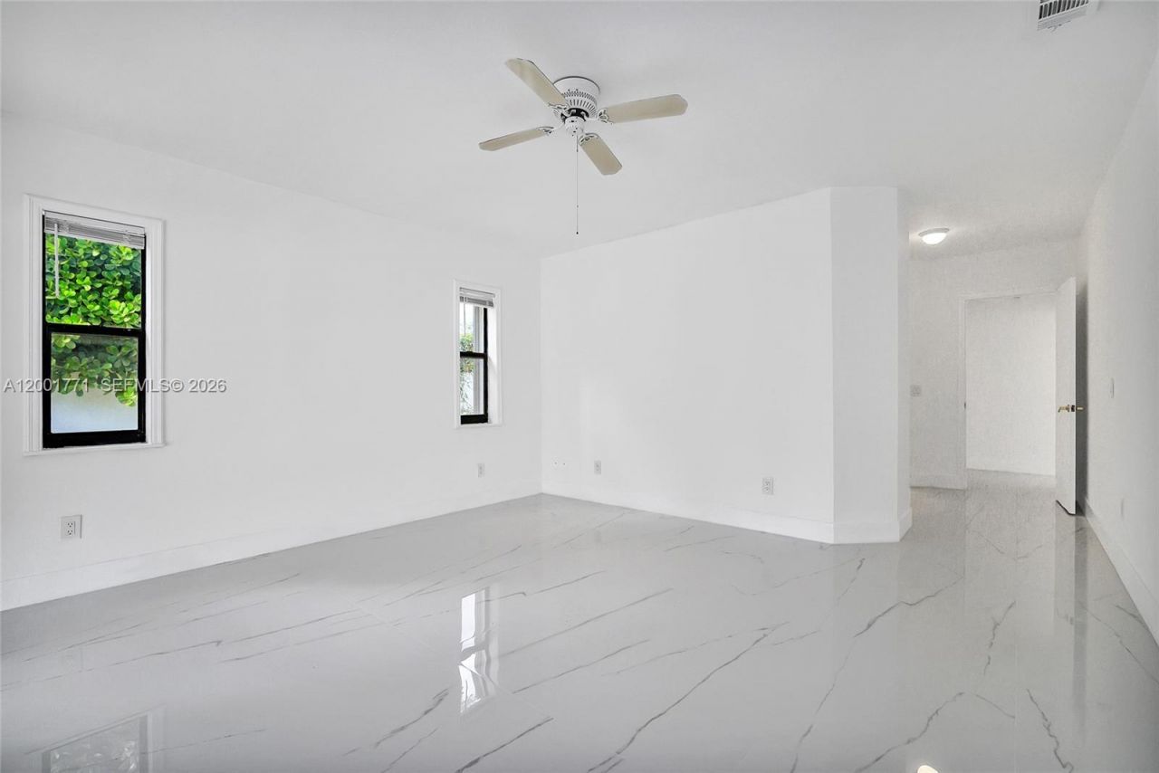 230 Cranwood Dr, Key Biscayne, FL 33149 Photo