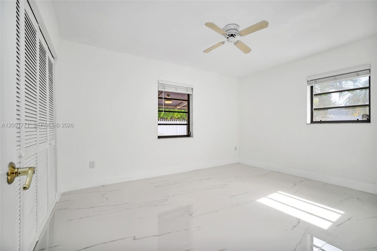 230 Cranwood Dr, Key Biscayne, FL 33149 Photo