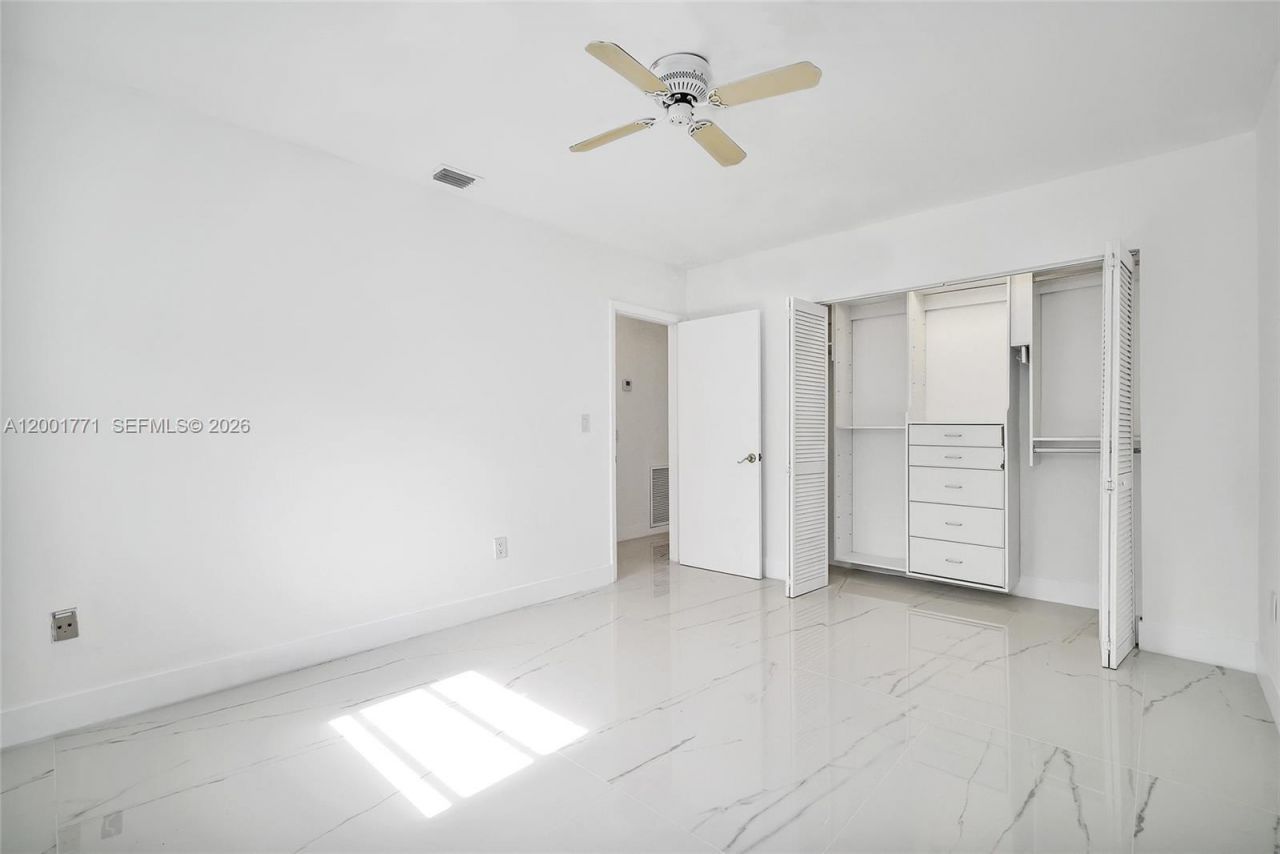 230 Cranwood Dr, Key Biscayne, FL 33149 Photo