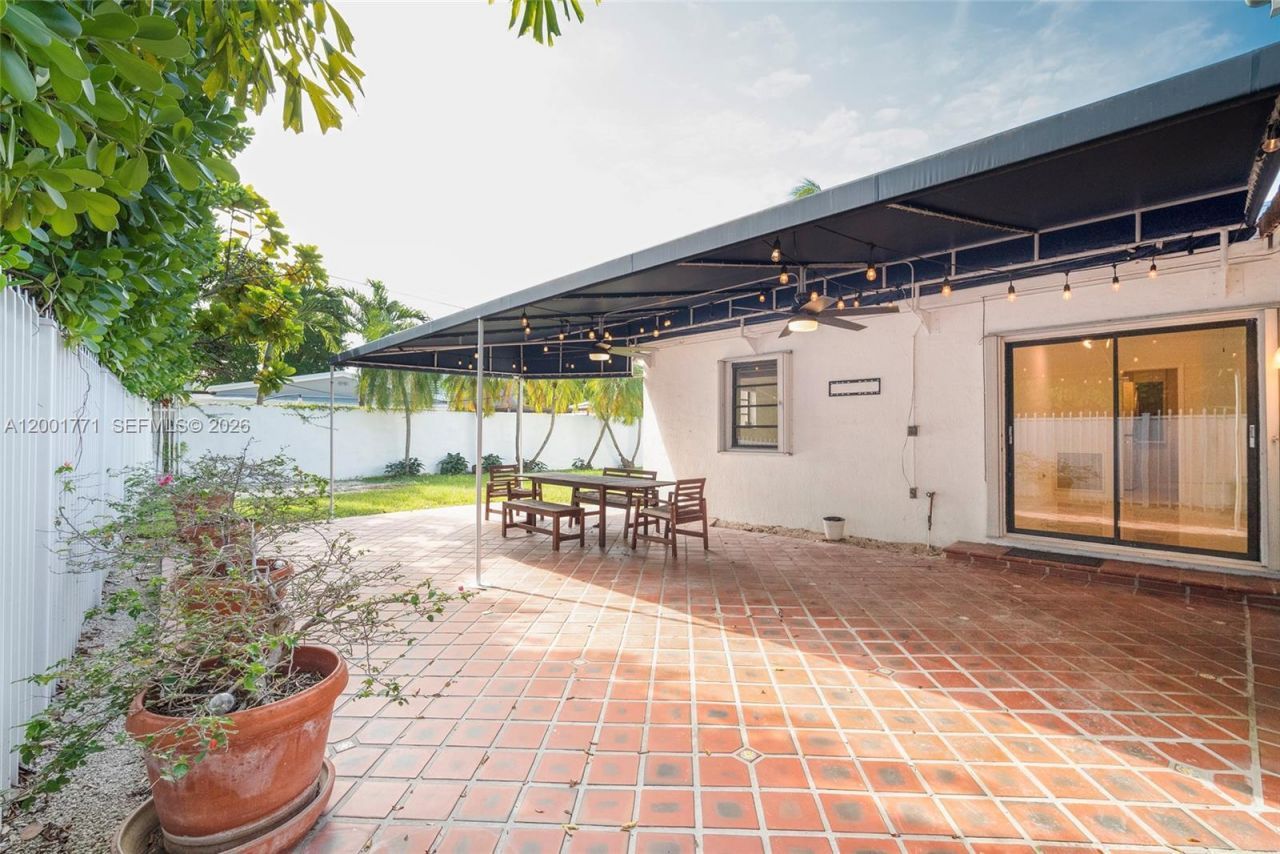 230 Cranwood Dr, Key Biscayne, FL 33149 Photo