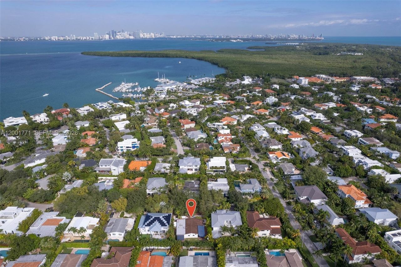 230 Cranwood Dr, Key Biscayne, FL 33149 Photo