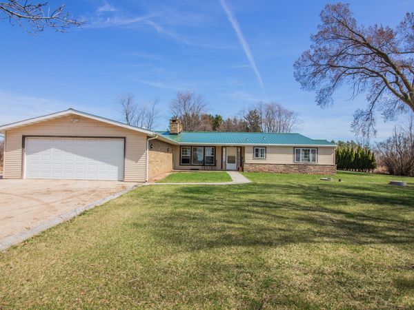 3919 Sunset Rd, Wilson, WI 53081