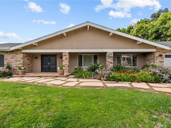 9513 Bianca, Northridge, CA 91325