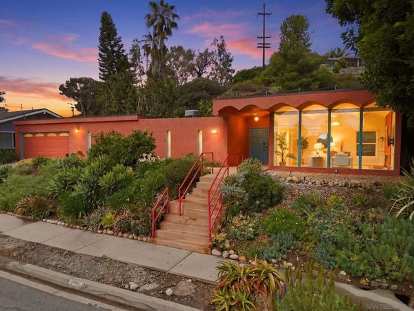 1760 Essex, El Cajon, CA 92020