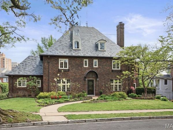 665 W Polo Drive, Clayton, MO 63105