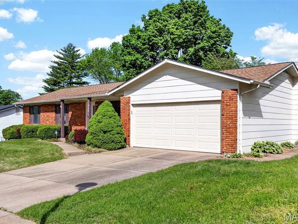 313 Gum Tree Drive, St Charles, MO 63301