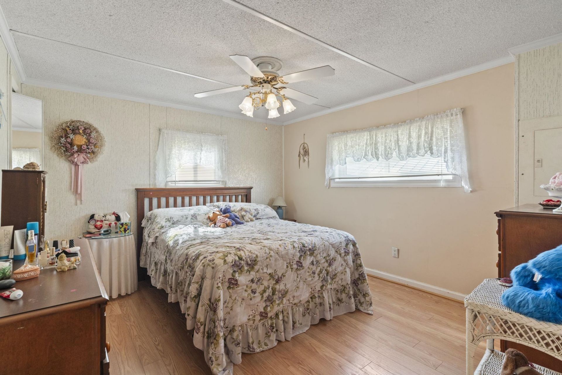 812 Waterview Dr. Photo 10