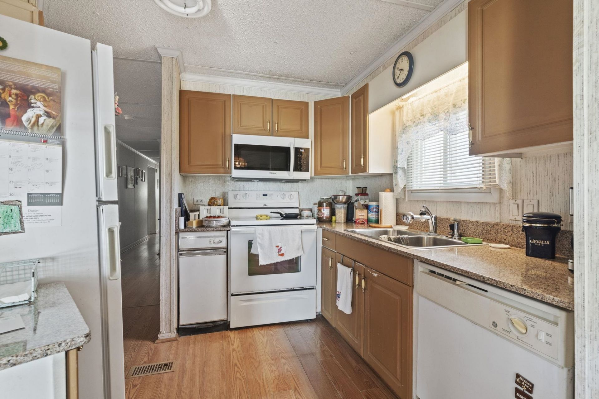 812 Waterview Dr. Photo 22