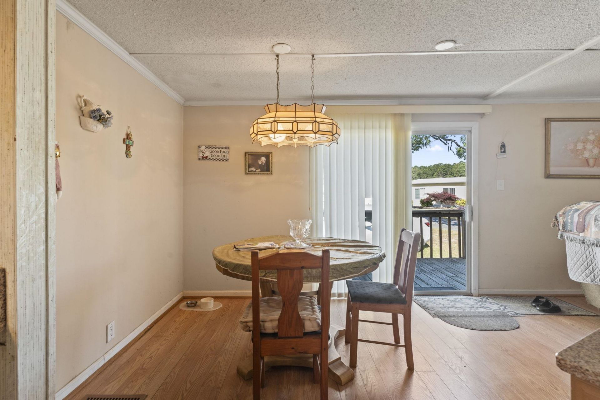 812 Waterview Dr. Photo 25