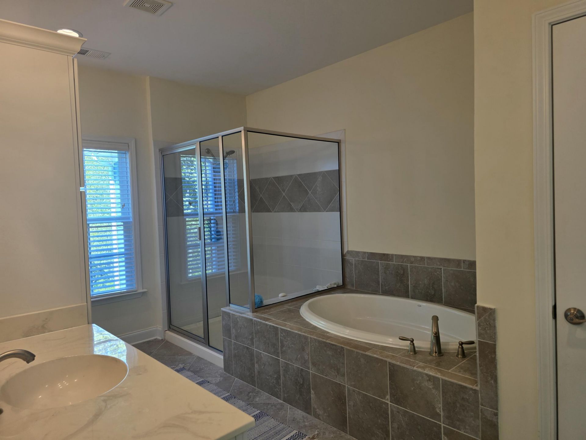 2536 Kings Gate Lane Photo 15