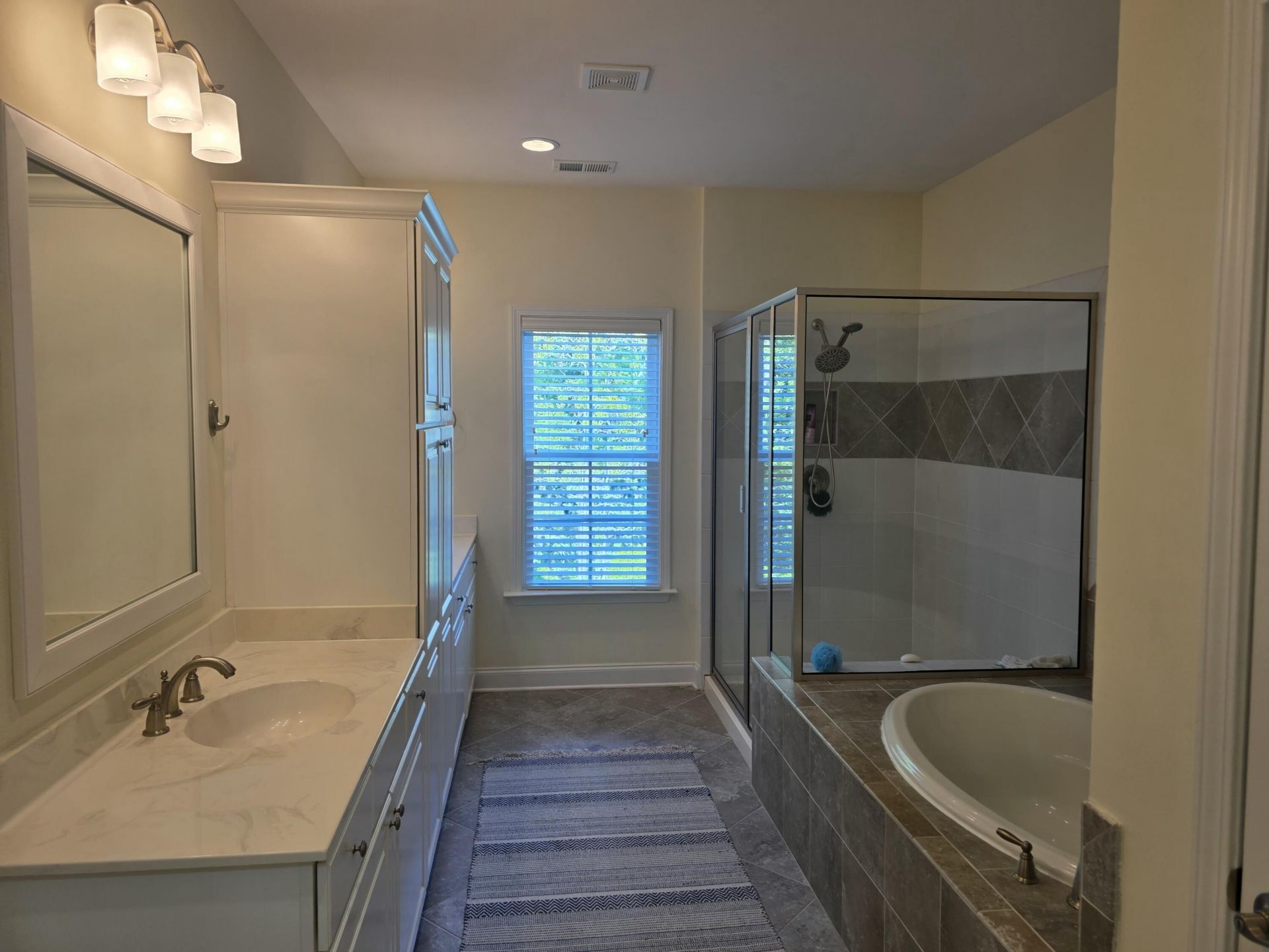 2536 Kings Gate Lane Photo 16