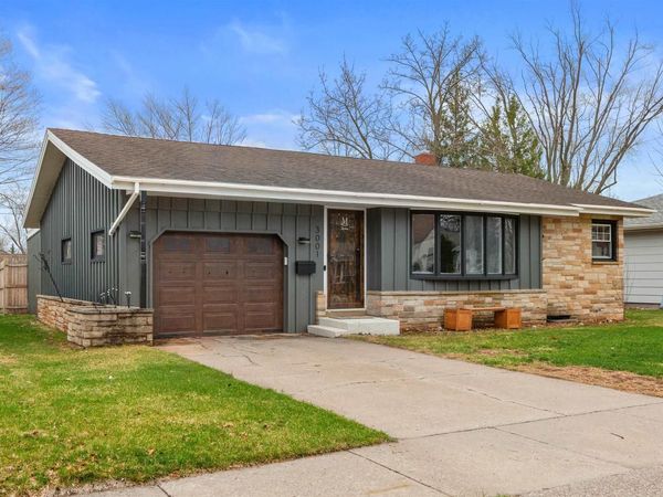 3001 CENTER STREET, Stevens Point, WI 54481