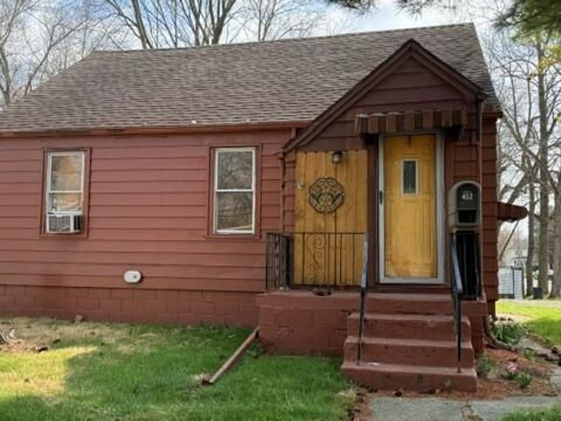 452 N Bechtle Avenue, Springfield, OH 45504 Photo 2