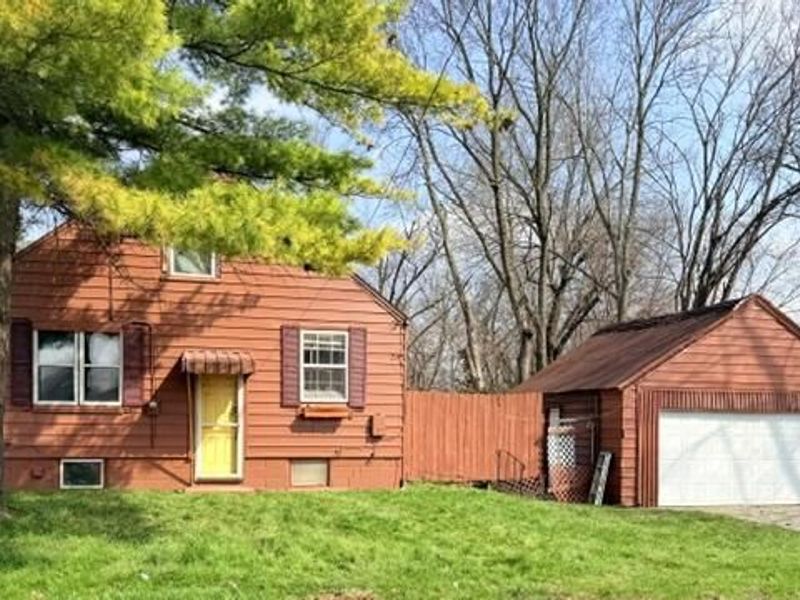 452 N Bechtle Avenue, Springfield, OH 45504 Photo 3