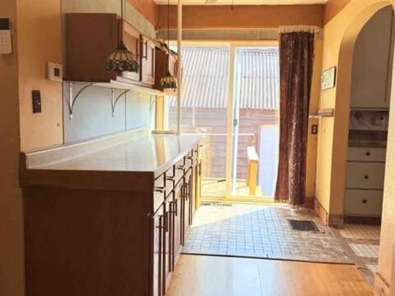 452 N Bechtle Avenue, Springfield, OH 45504 Photo 9