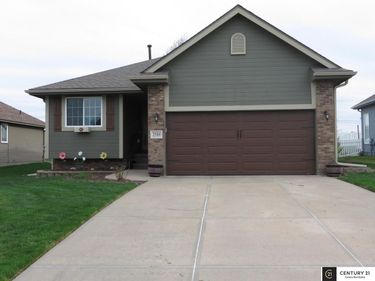 2509 Aberdeen Drive , Papillion, NE 68133