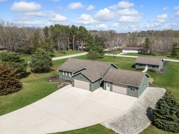 N6008 Forest Ridge Road, Green Lake, WI 54941