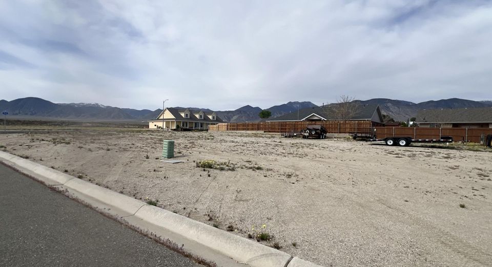 255 Sage Street, Hawthorne, NV 89415 Photo