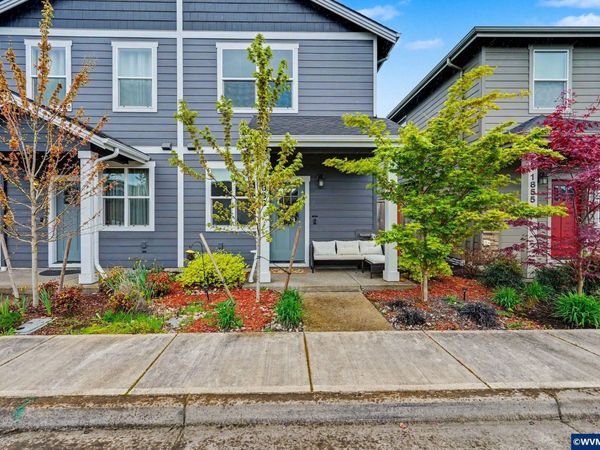 1863 SE Mulberry Av, Dallas, OR 97338