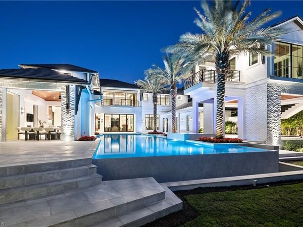 616 BOUGAINVILLEA RD, NAPLES, FL 34102