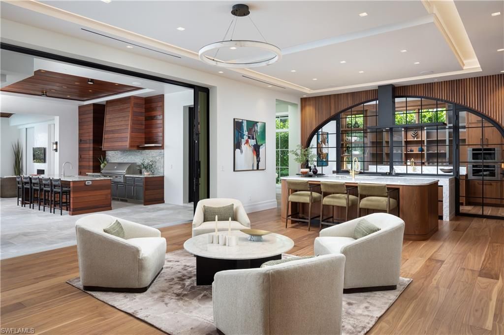 616 Bougainvillea Rd, Naples, FL 34102 Photo