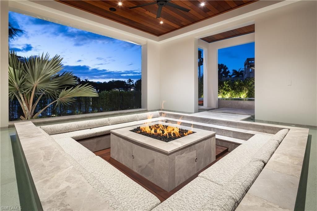 616 Bougainvillea Rd, Naples, FL 34102 Photo