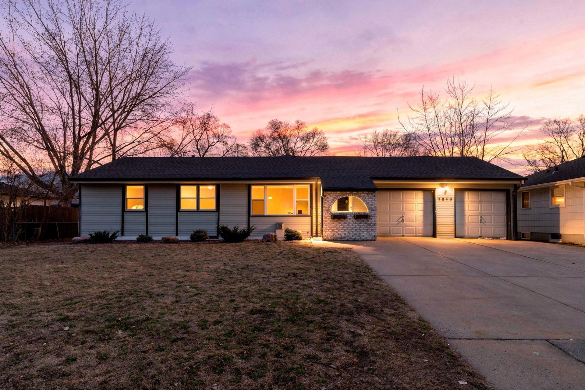 7849 Monroe Street NE, Spring Lake Park, MN 55432