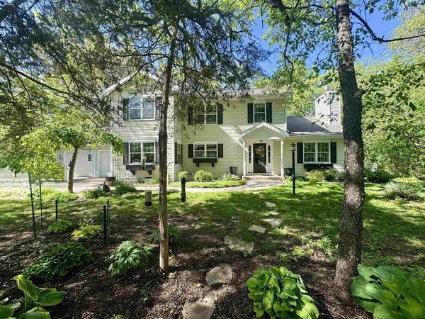 9416 Blackhawk Trail, Sauk City, WI 53583