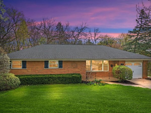 629 N Wren Avenue, Palatine, IL 60067