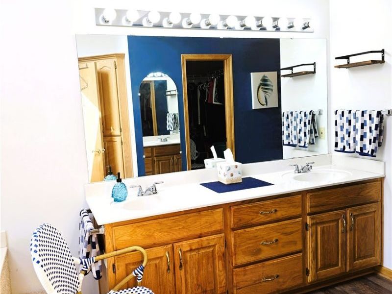 8420 Hunting Drive, North Royalton, OH 44133 Photo 10