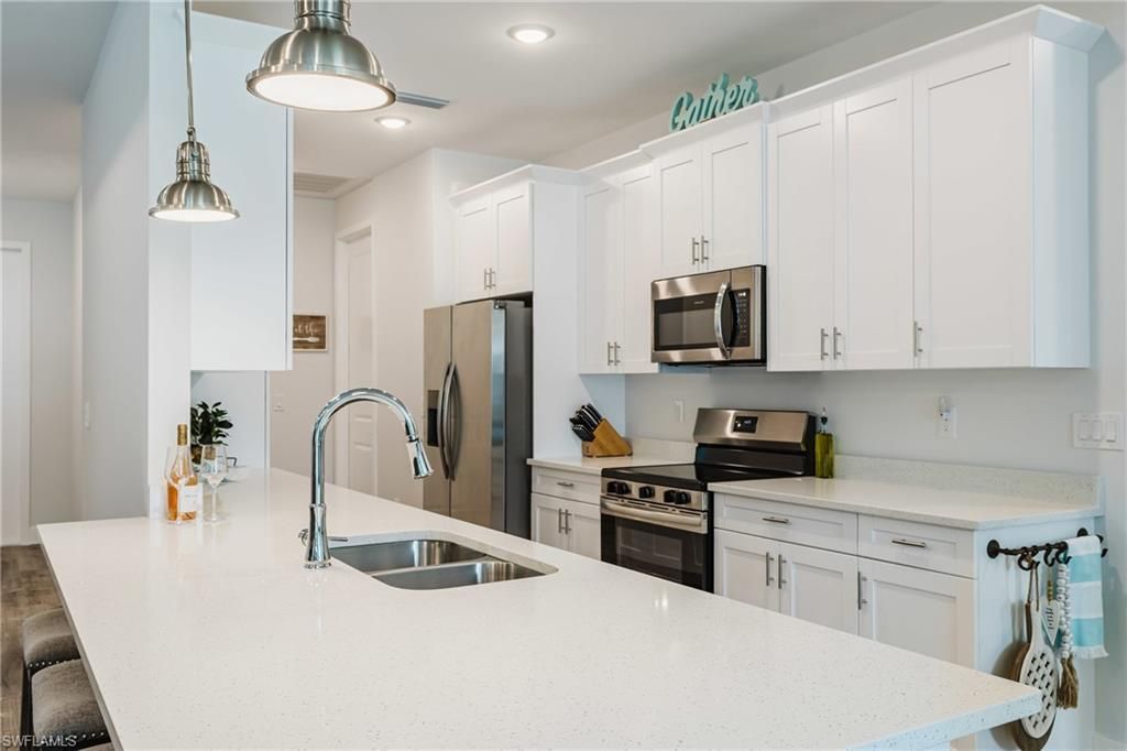 908 Hibiscus Ave, Lehigh Acres, FL 33972 Photo