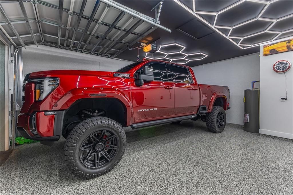 908 Hibiscus Ave, Lehigh Acres, FL 33972 Photo