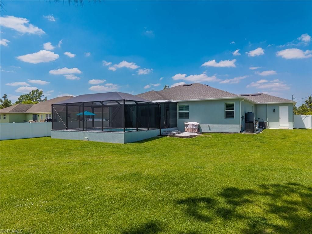 908 Hibiscus Ave, Lehigh Acres, FL 33972 Photo