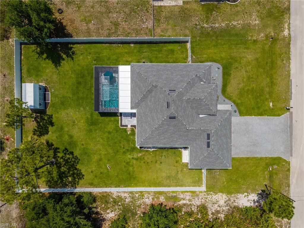 908 Hibiscus Ave, Lehigh Acres, FL 33972 Photo