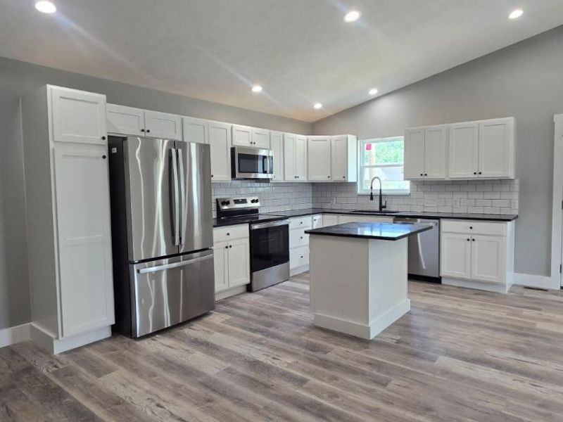 505 E Main Street, Blanchester, OH 45107 Photo 4