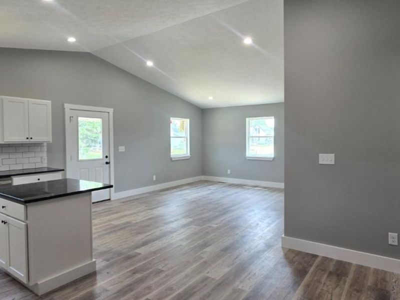 505 E Main Street, Blanchester, OH 45107 Photo 6