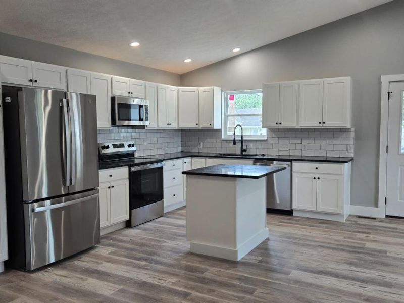 505 E Main Street, Blanchester, OH 45107 Photo 7