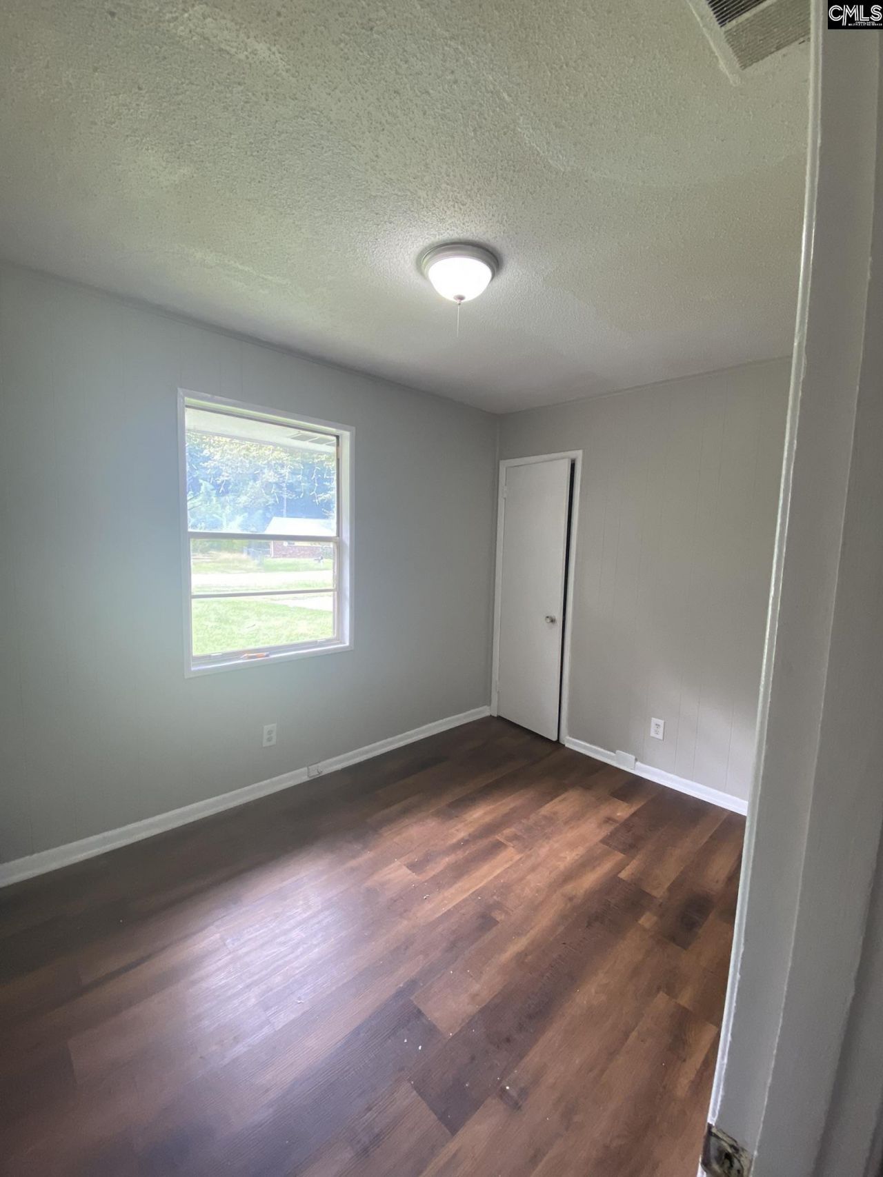 514 Hudson Circle  Photo 7