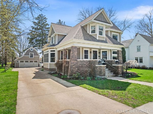 122 E Central Avenue, Zeeland, MI 49464